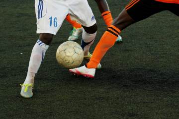 凯恩加盟拜仁2年夺3冠，德国杯欧冠半决赛在即（配图示意）